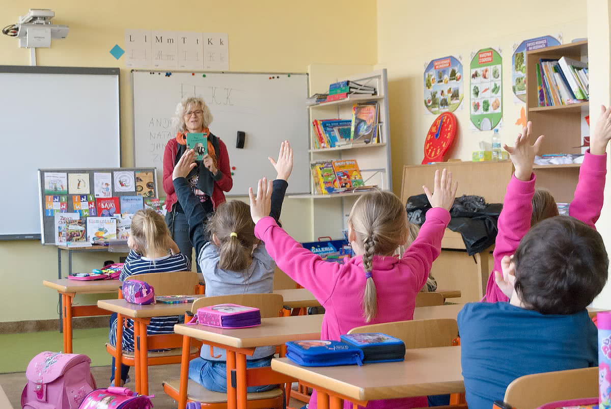 warsztaty, warsztaty kalkografii, kalkografia, warsztaty ASCII-art, ASCII-art w realu, tworzenie postaci literackiej, sztuka dziecka, wsparcie dla nauczycieli, warsztaty dla nauczycieli